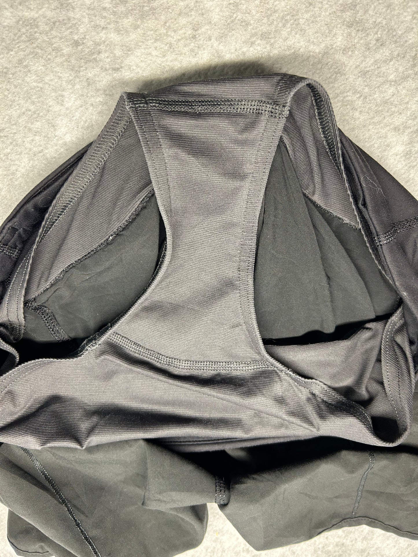 Lululemon Speed Up Short 2.5" Black Size 4 (First Release)