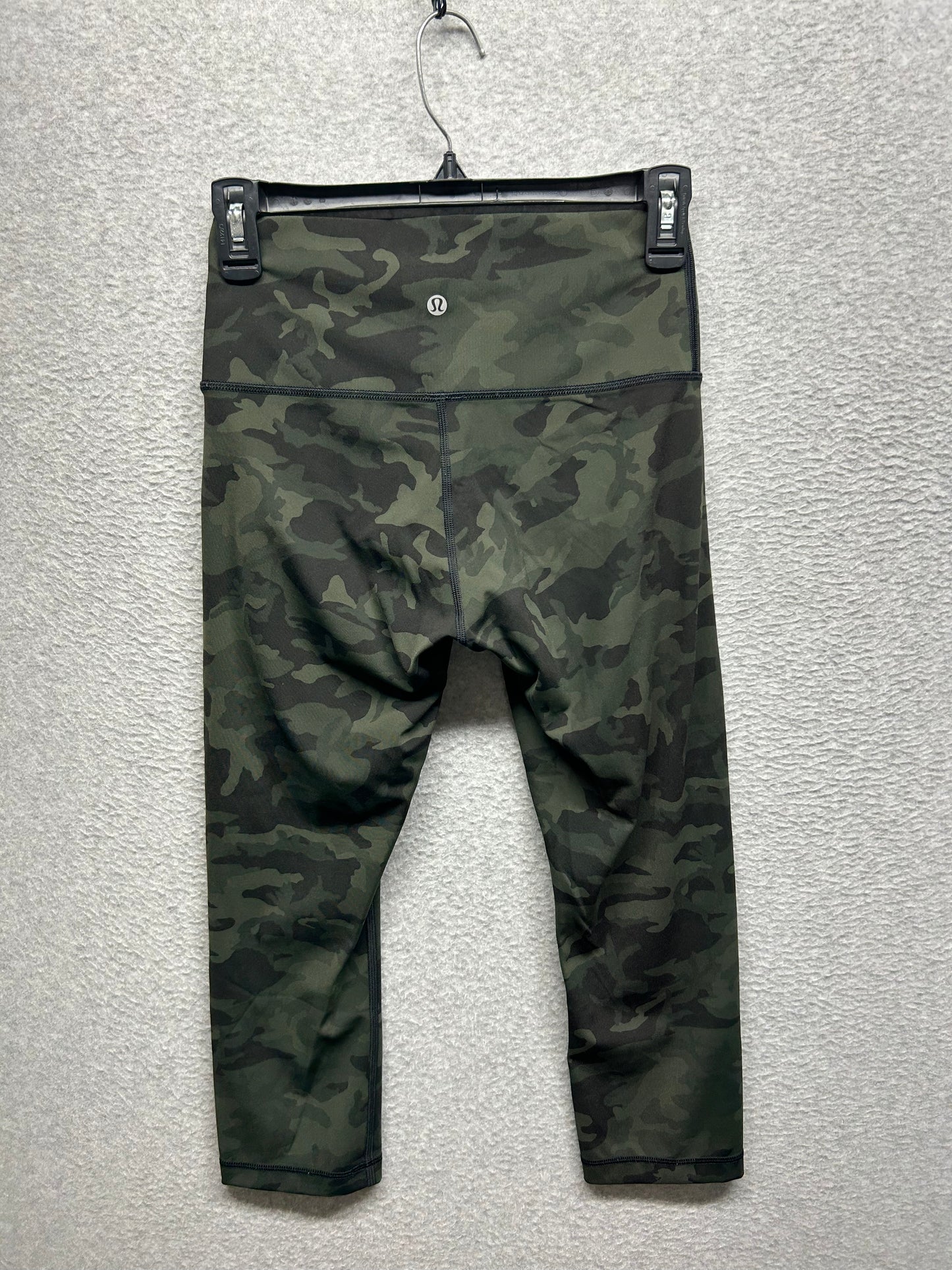 Lululemon Wunder Under Crop High-Rise Luxtreme 21" Size 6 Incognito Camo Multi Gator Green