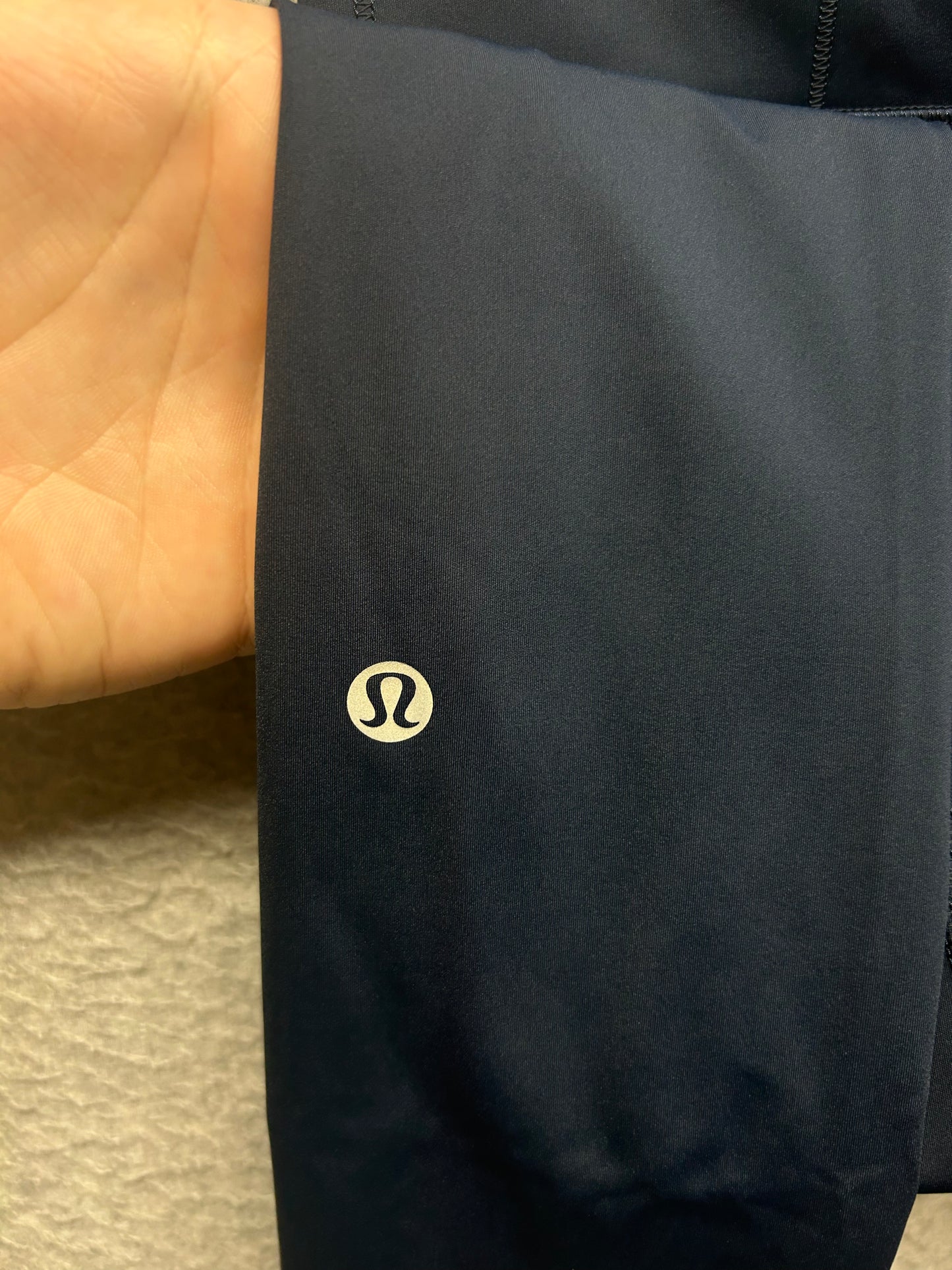 Lululemon Fast & Free Tight Tall 31" Size 0 True Navy