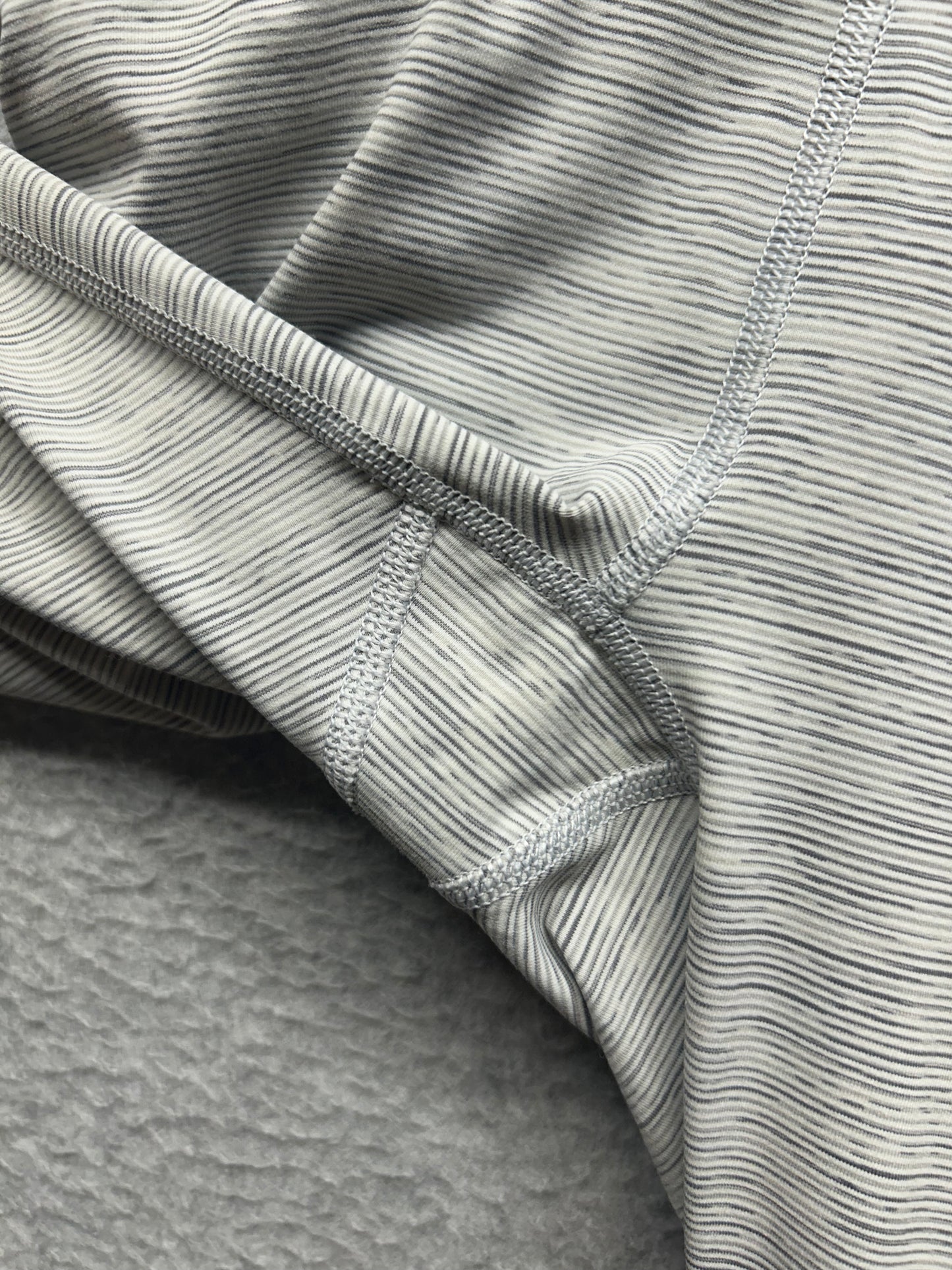 Lululemon Train Times 25" Size 2 Wee Are From Space Ice Grey Alpine White