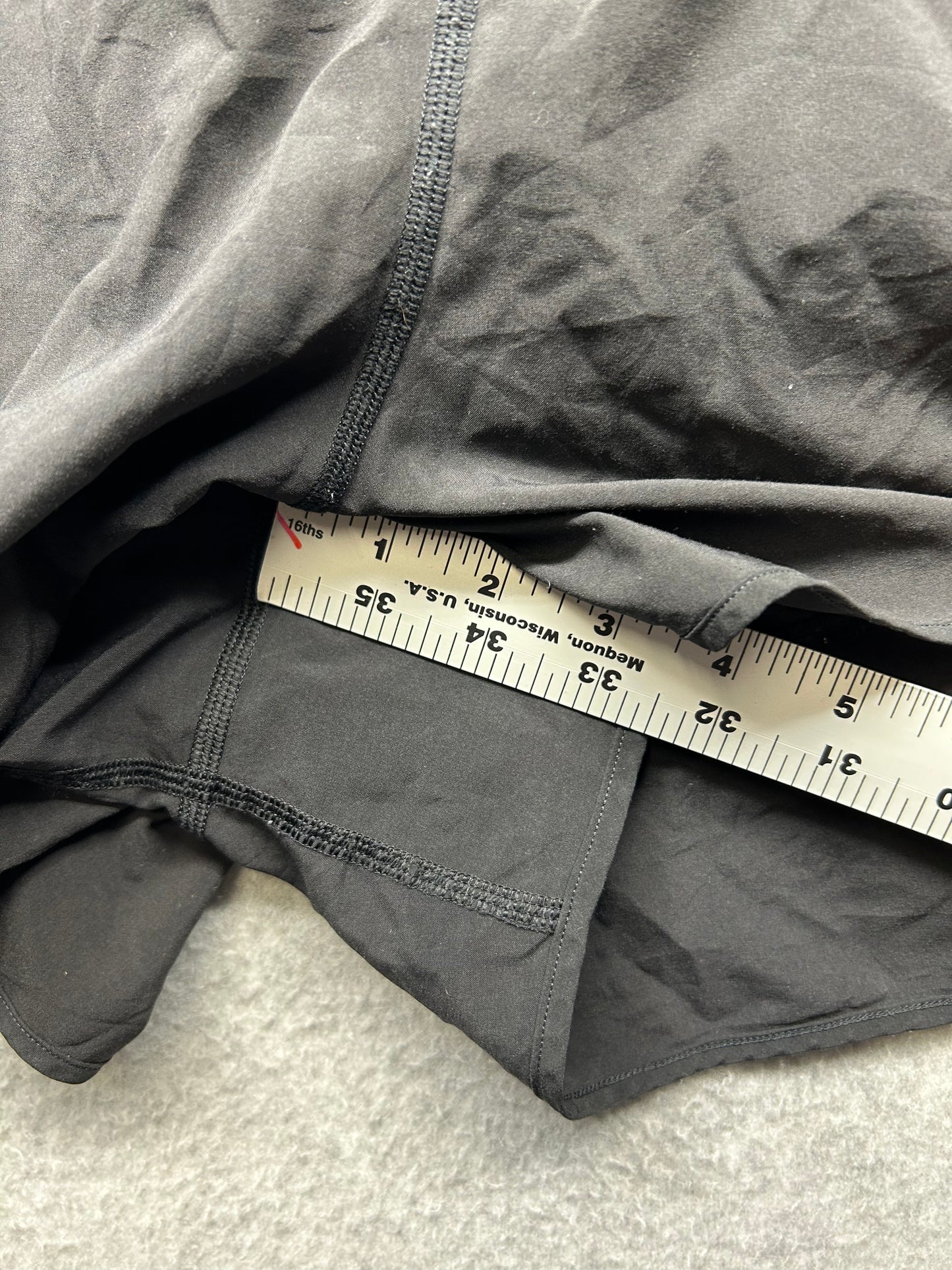 Lululemon Real Quick Short Perforated 3.5" Black Size 10