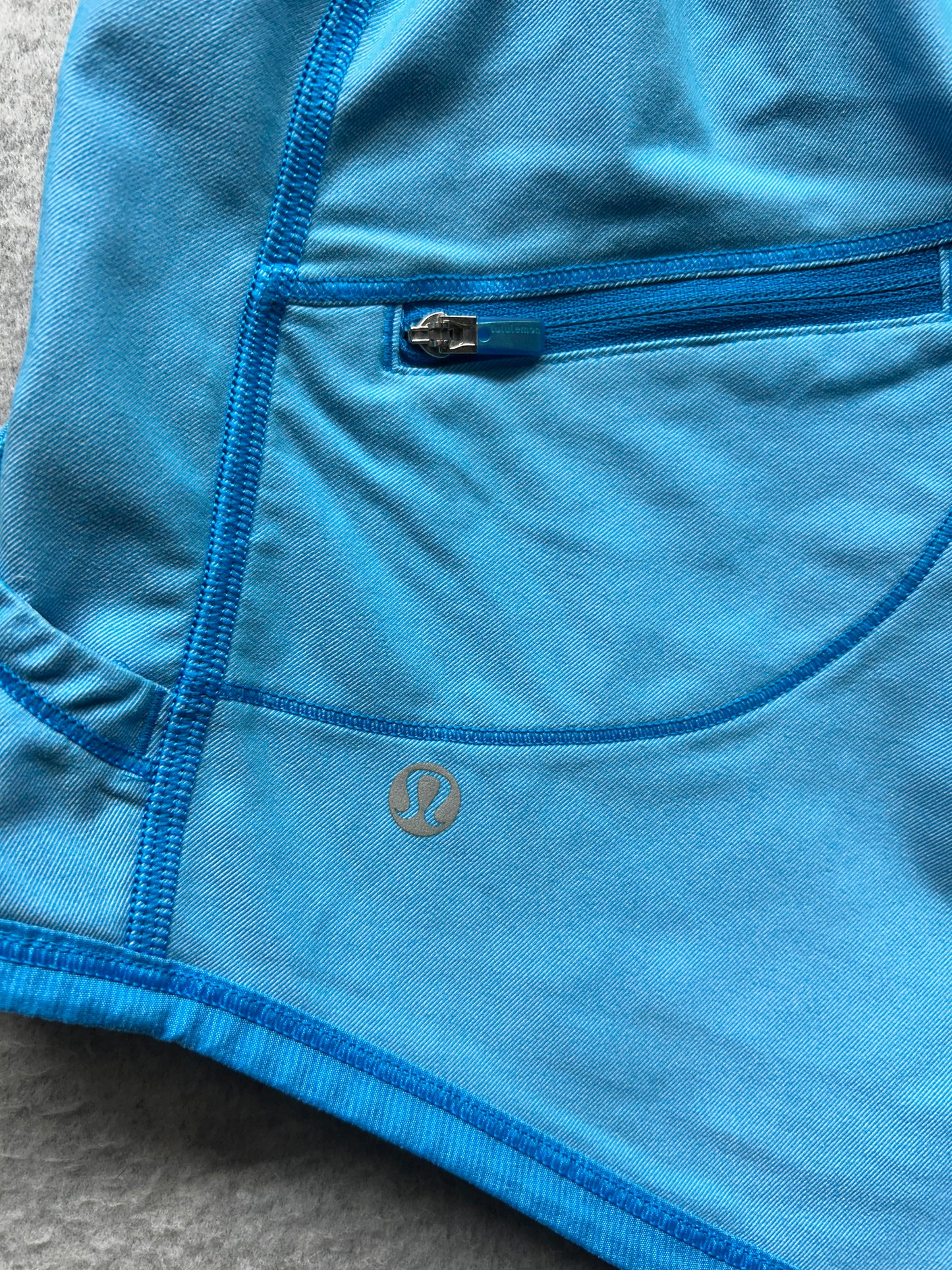 Lululemon Work It Out Short Beach 4" Size 10 Blanket Blue