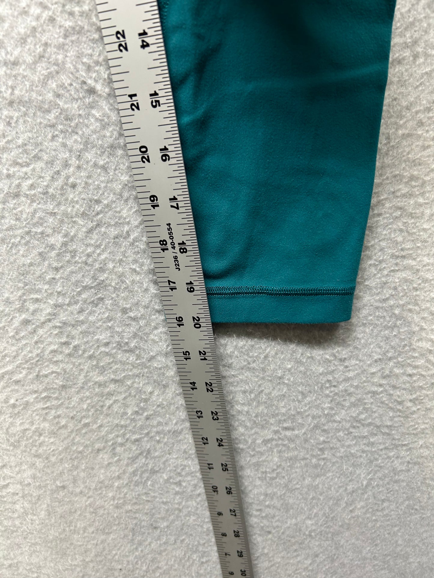 Lululemon Align Crop 20" Laguna Size 2