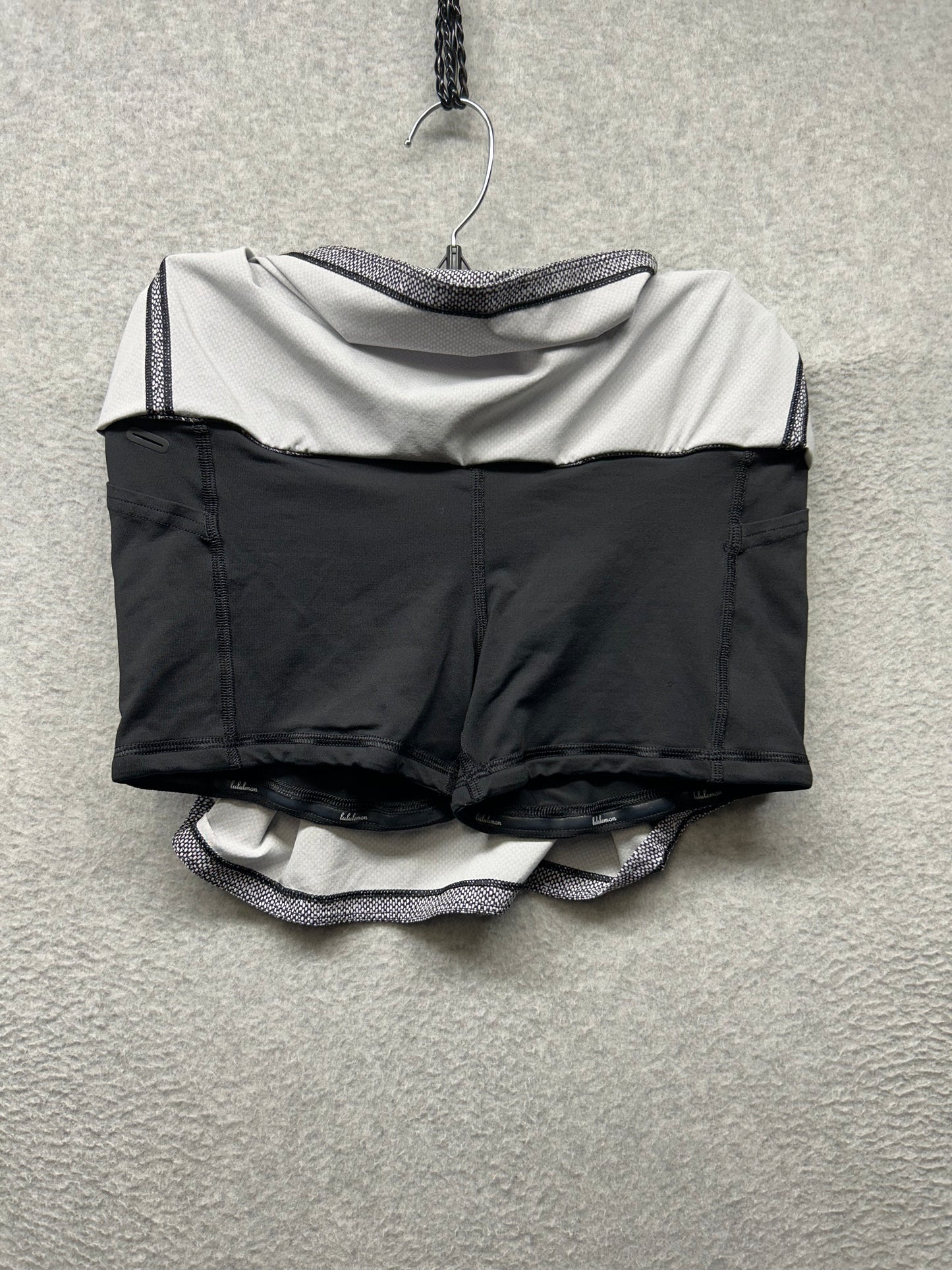 Lululemon Pace Rival Skirt II Size 4 Stretch Dotscape Alpine White Black