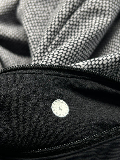 Lululemon Pace Rival Skirt II Size 4 Stretch Dotscape Alpine White Black