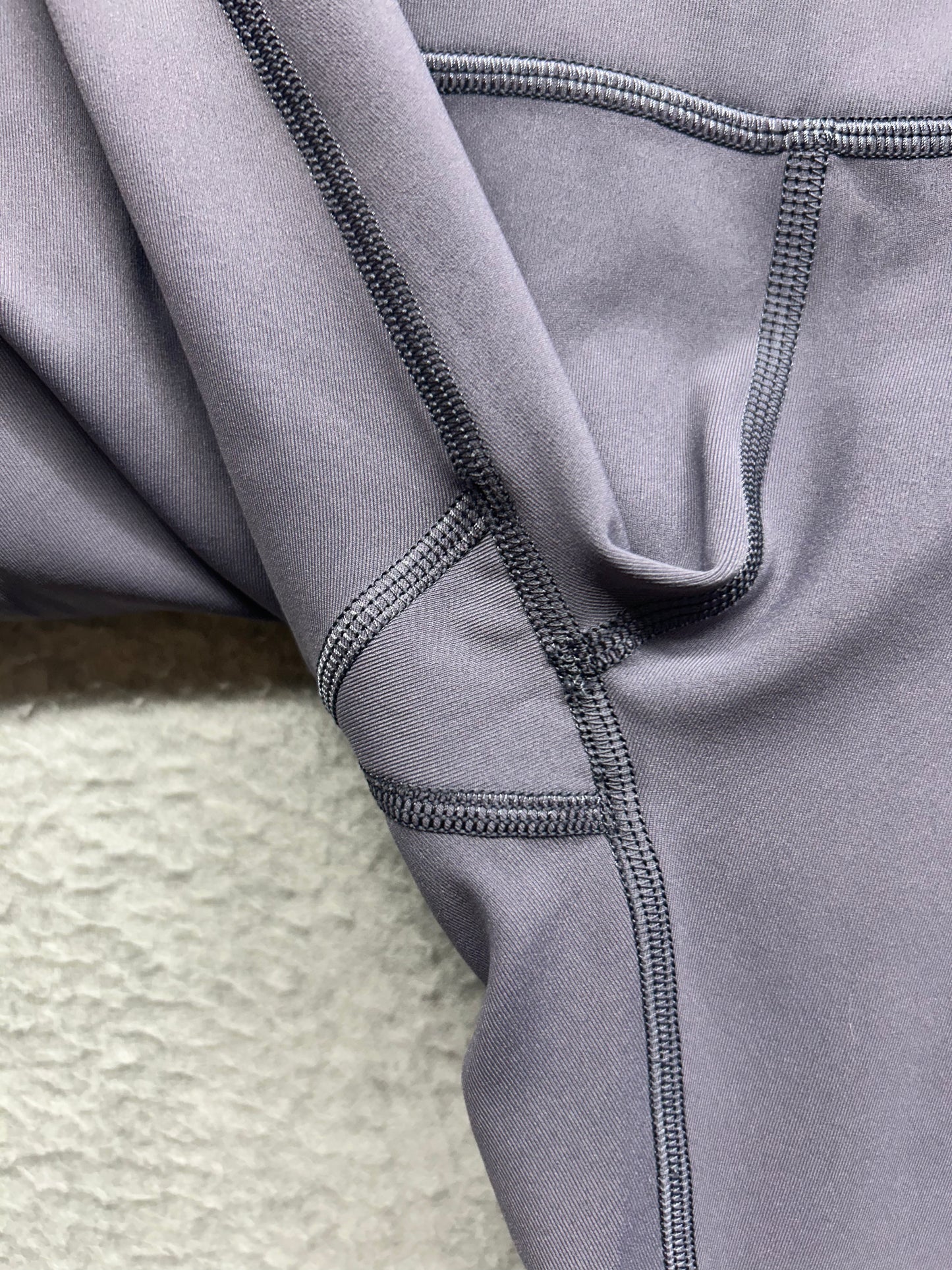 Lululemon Wunder Under Crop 21" Lace Size 2 Moonwalk