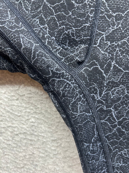 Lululemon Align Crop 19" Size 4 Lacescape Dark Cast Black
