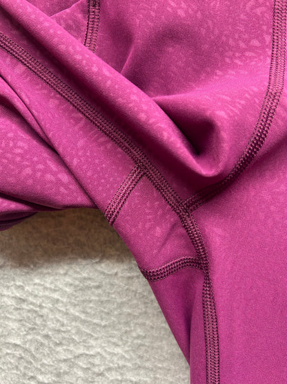 Lululemon Time To Sweat Crop 23" Size 4 Polar Shift Emboss Marvel