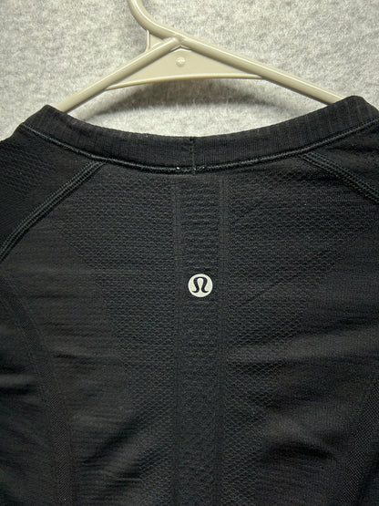 Lululemon Swiftly Tech Long Sleeve Crew Size 4 White Black Ombre