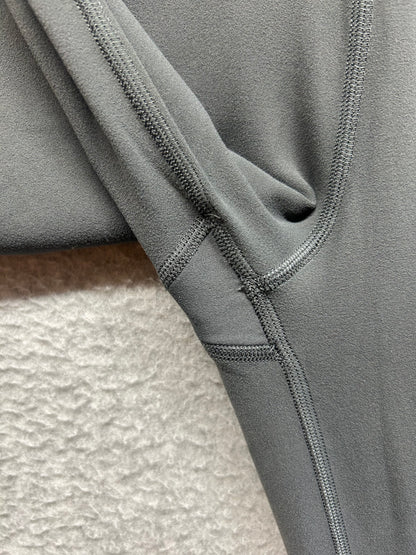 Lululemon Throwback Astro Flare Pant Size 4 Graphite Grey | Black