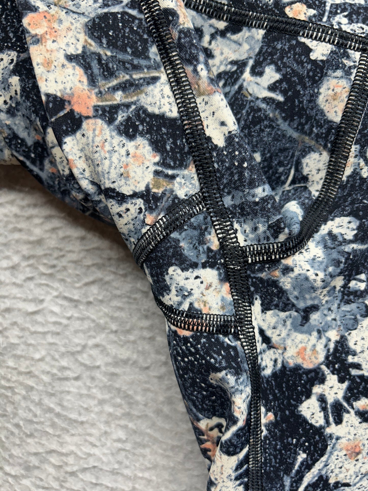 Lululemon Wunder Under Hi-Rise Tight 28" Size 4 Spring Bloom Multi