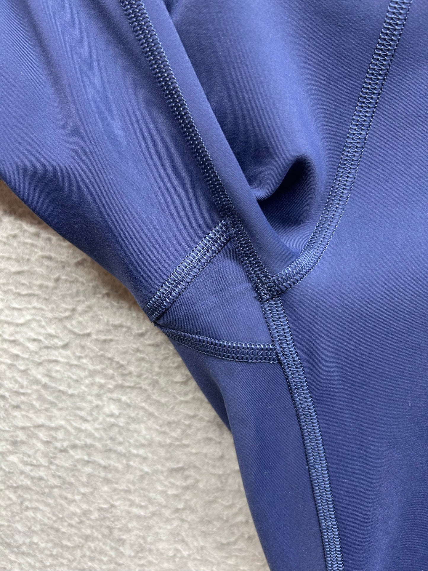 Lululemon Instill High-Rise Tight 25" Size 4 Night Sea