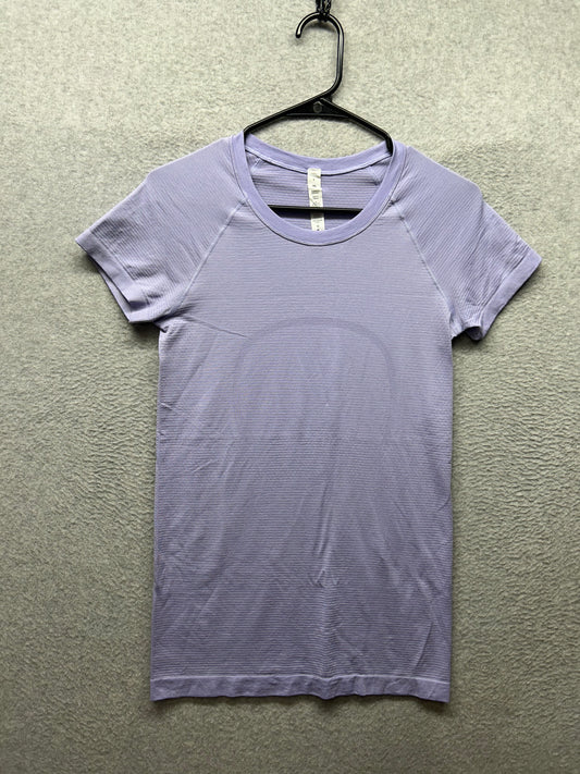 Lululemon Swiftly Tech Short-Sleeve Shirt 2.0 Size 6 Lilac Smoke / Lilac Smoke