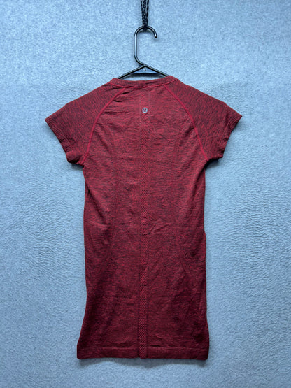 Lululemon Swiftly Tech Short Sleeve Crew Size 4 True Red / Red