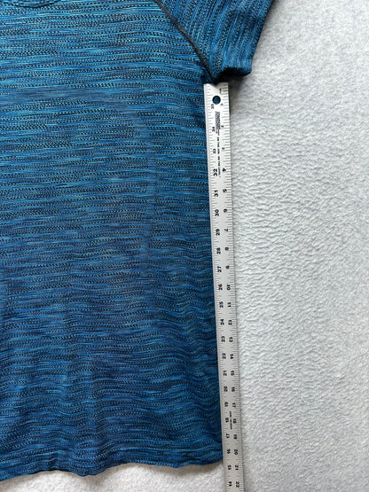 Lululemon Swiftly Tech Short Sleeve Crew Size 8 Sapphire Blue / Black