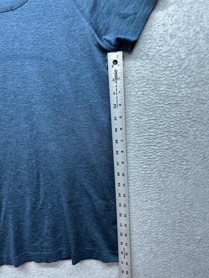 Lululemon Swiftly Tech Short Sleeve Crew Size 6 Cerulean Blue / Black