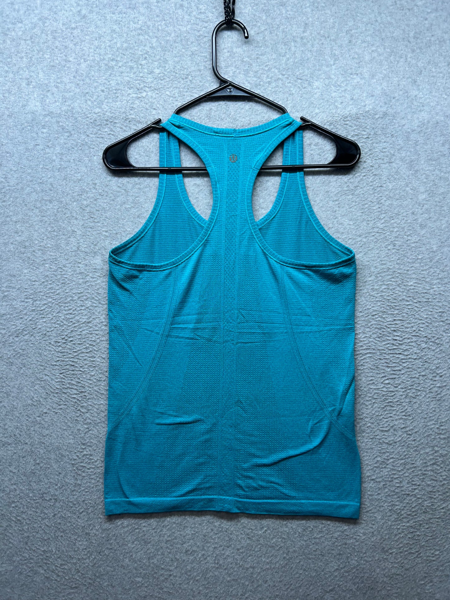 Lululemon Run: Swiftly Tech Racerback Size 8 Heathered Surge