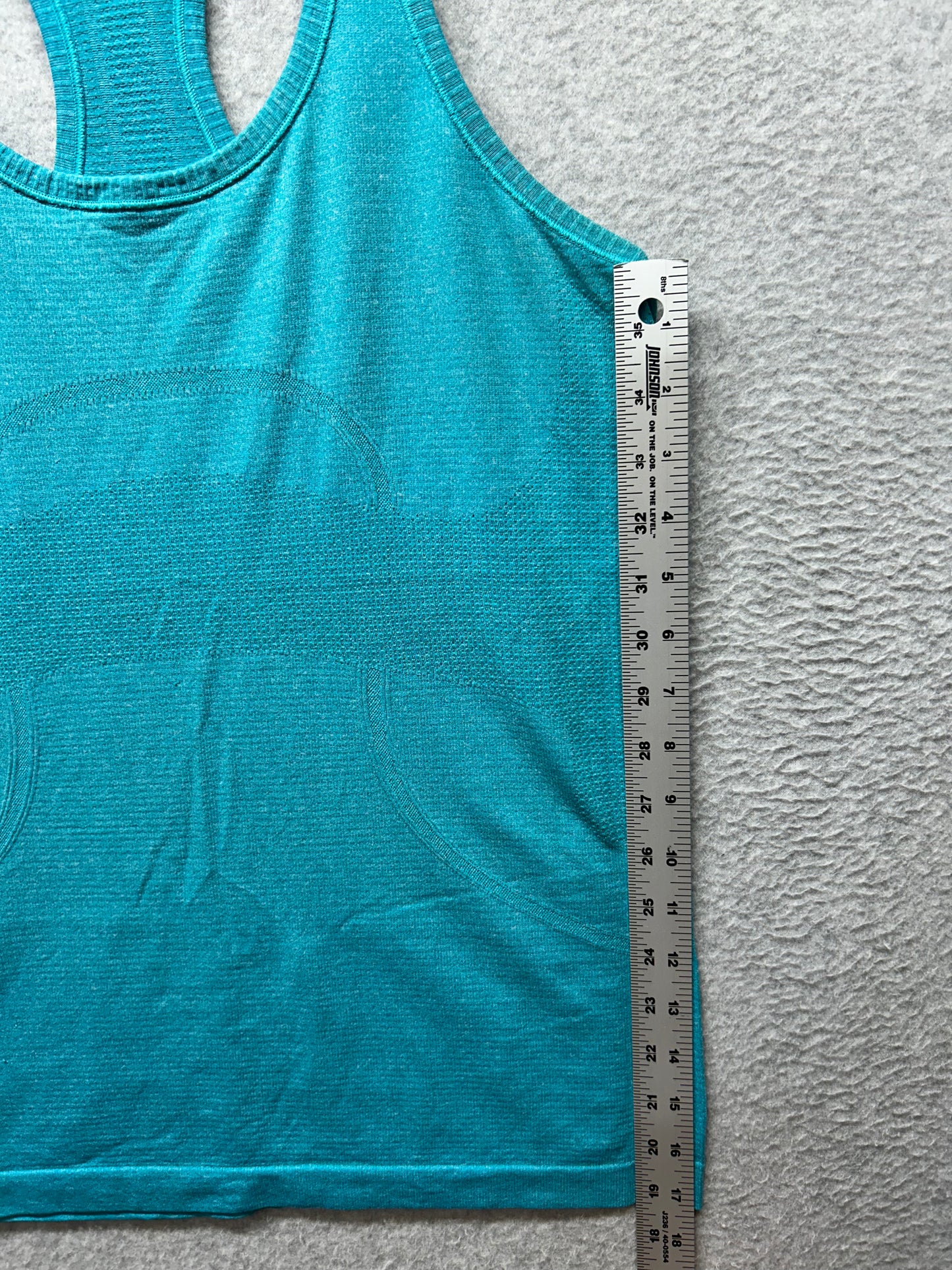 Lululemon Run: Swiftly Tech Racerback Size 8 Heathered Surge