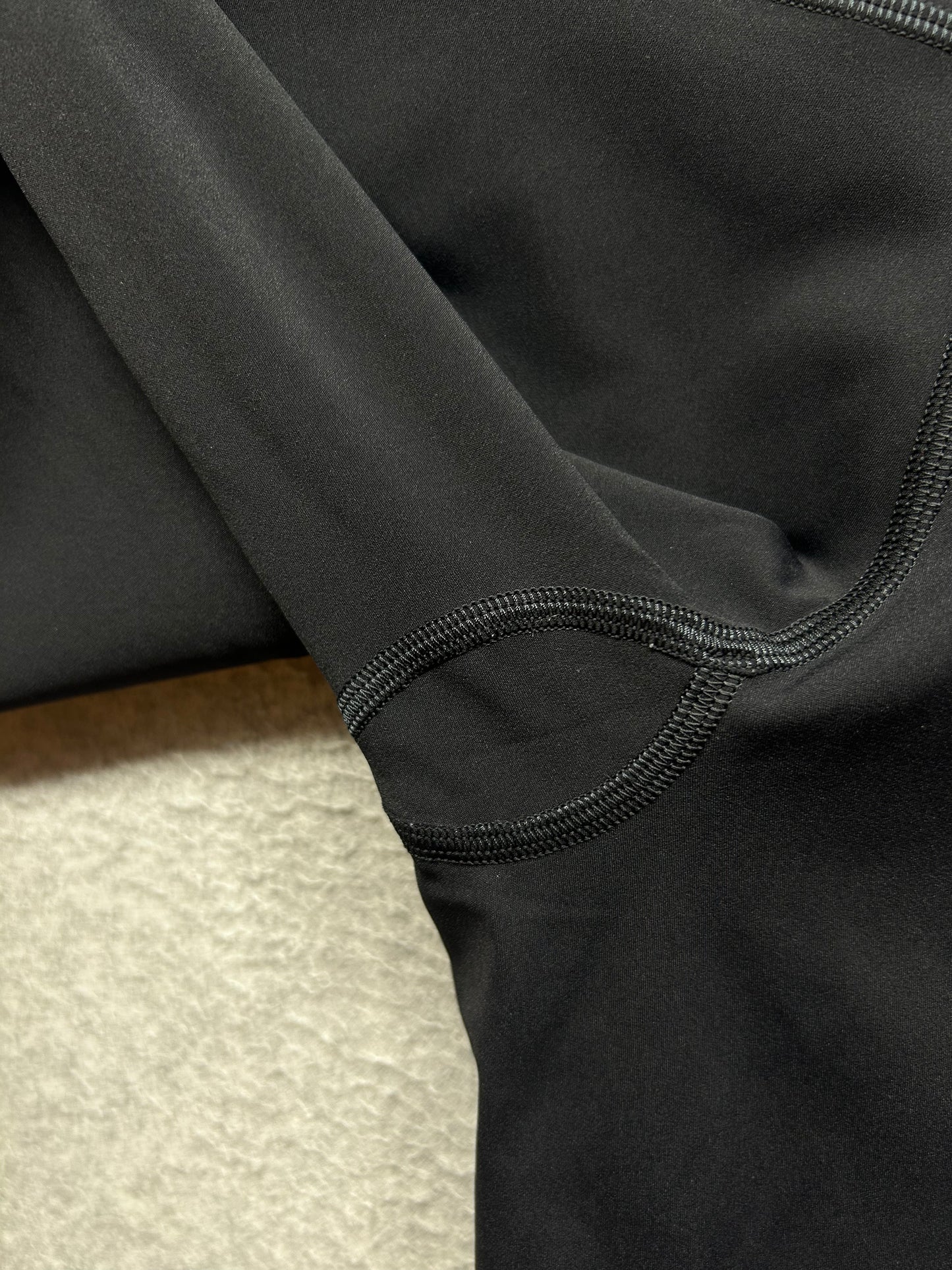 Lululemon Base Pace High-Rise Reflective Tight 25" Size 4 Black