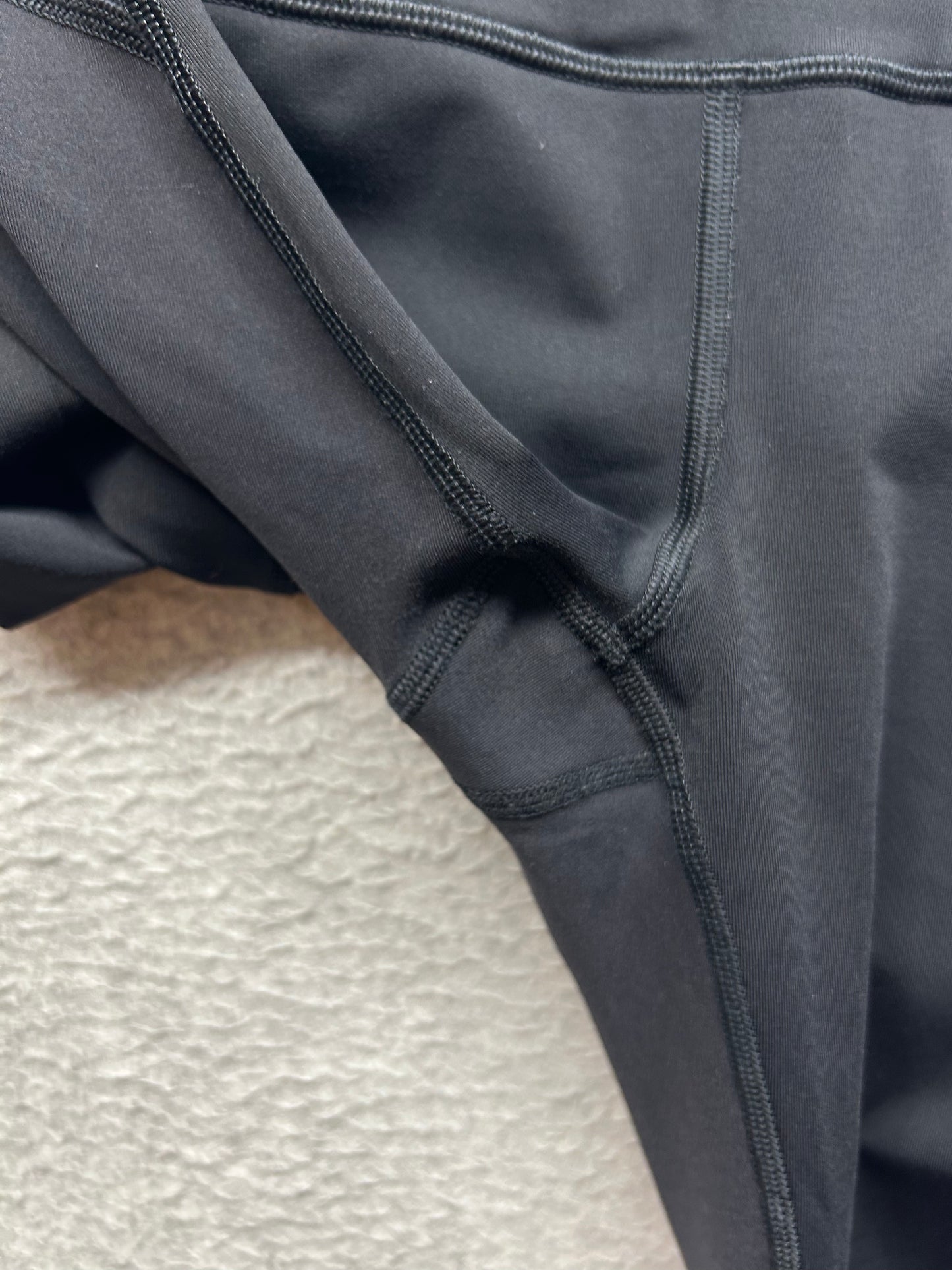Lululemon Pace Rival Crop 22" Size 4 Black