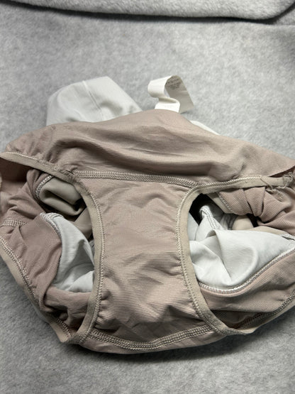 Lululemon Speed Up Short High-Rise 2.5" Size 0 White