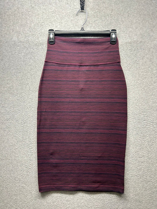 Lululemon Tube And From Skirt Size 4 Cyber Red Grape Bordeaux Drama