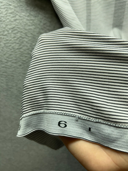 Lululemon Swiftly Tech Short Sleeve 2.0 Tempo Stripe Size 6 White / Black