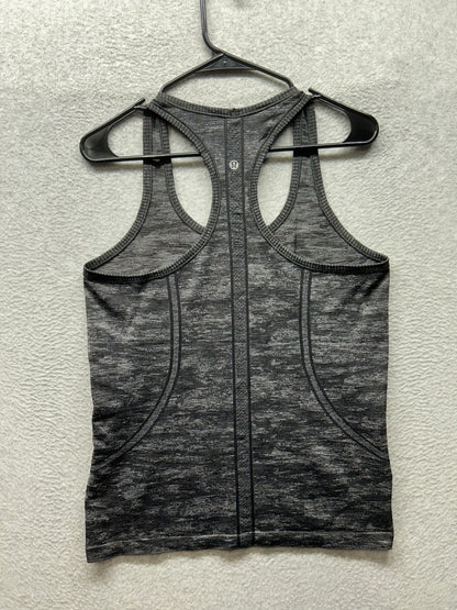 Lululemon Swiftly Tech Racerback Size 10 Black (Camo)