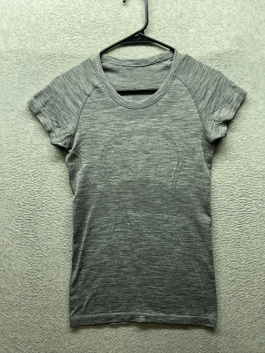 Lululemon Swiftly Tech Short Sleeve Crew Size 6 Heathered Slate