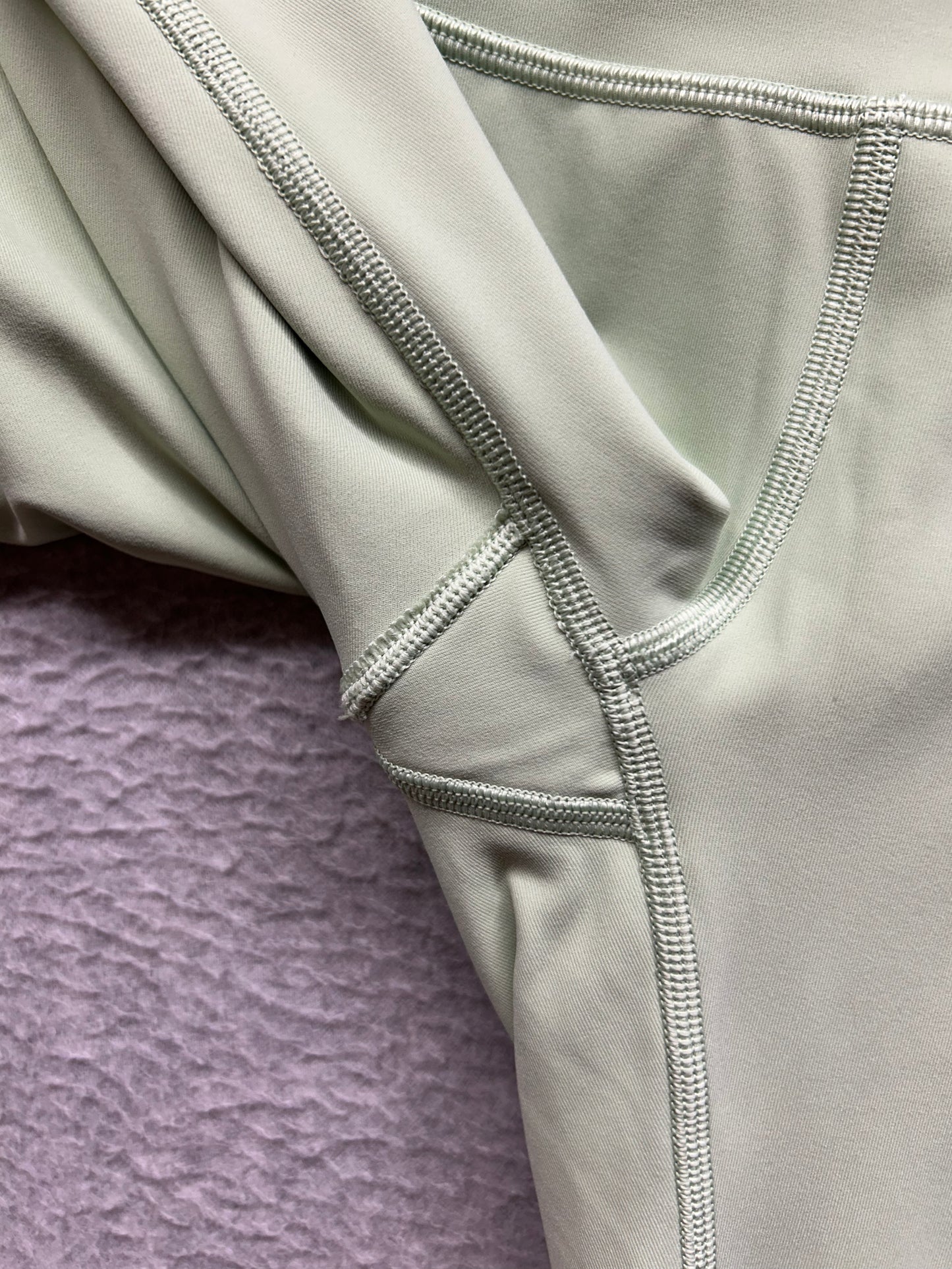 Lululemon Wunder Under High-Rise Tight 25" Size 4 Creamy Mint