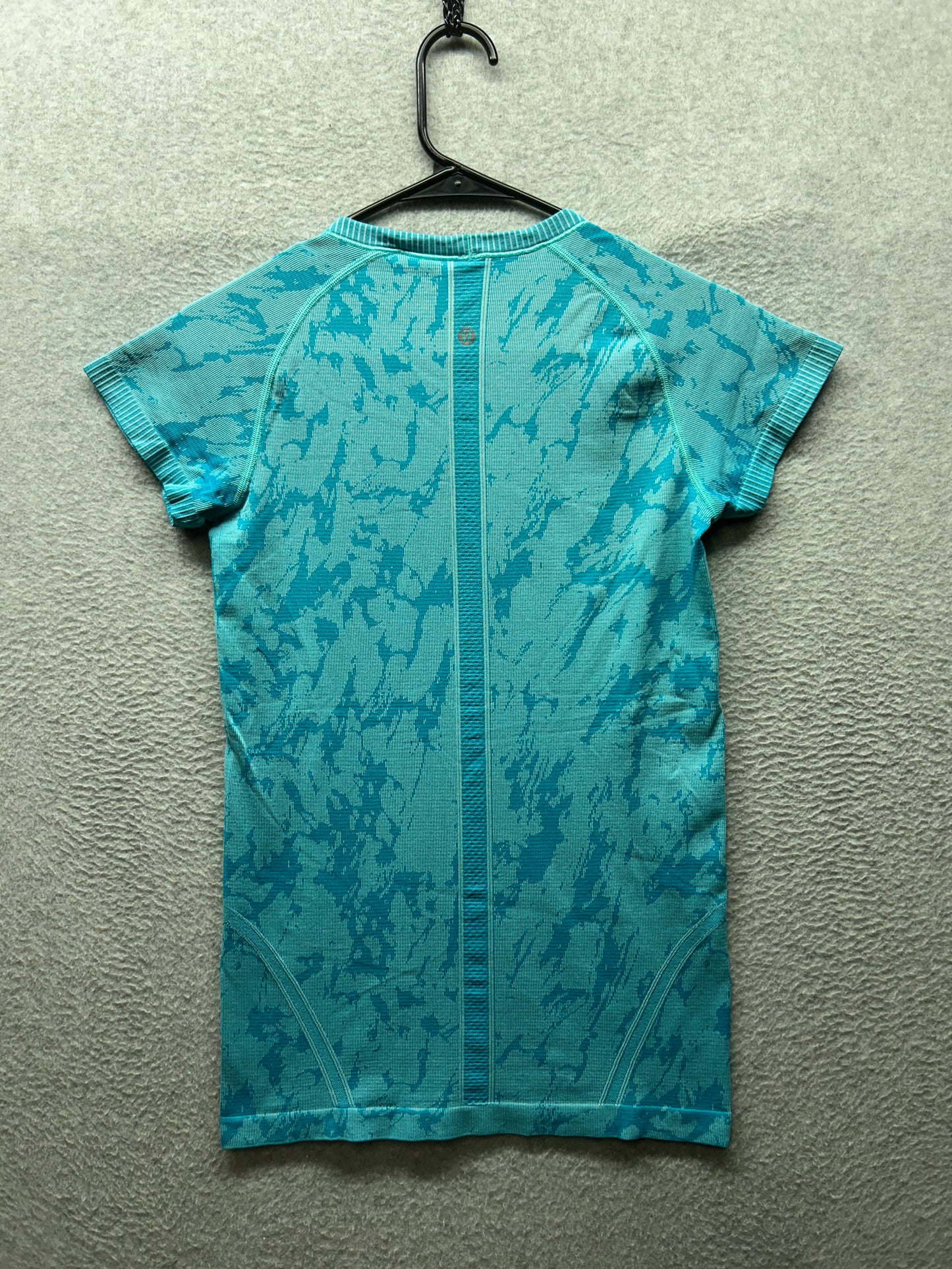 Lululemon Swiftly Tech Short Sleeve Crew Size 6 Heathered Cosmic Teal