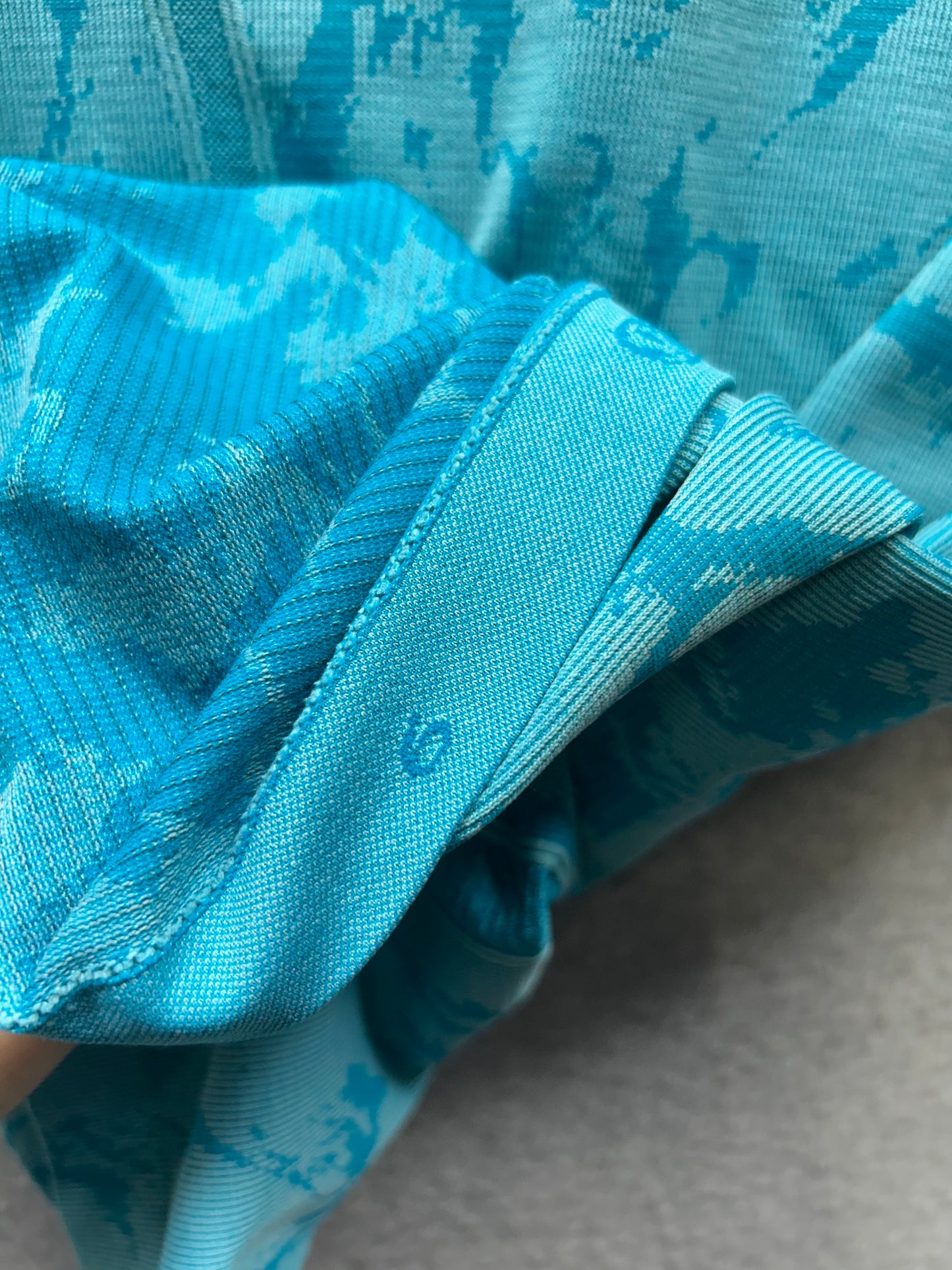 Lululemon Swiftly Tech Short Sleeve Crew Size 6 Heathered Cosmic Teal