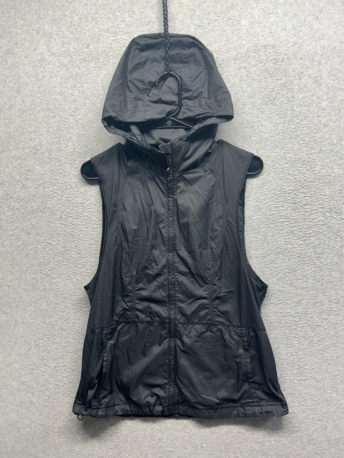Lululemon Pack-It Vest Size 8 Black