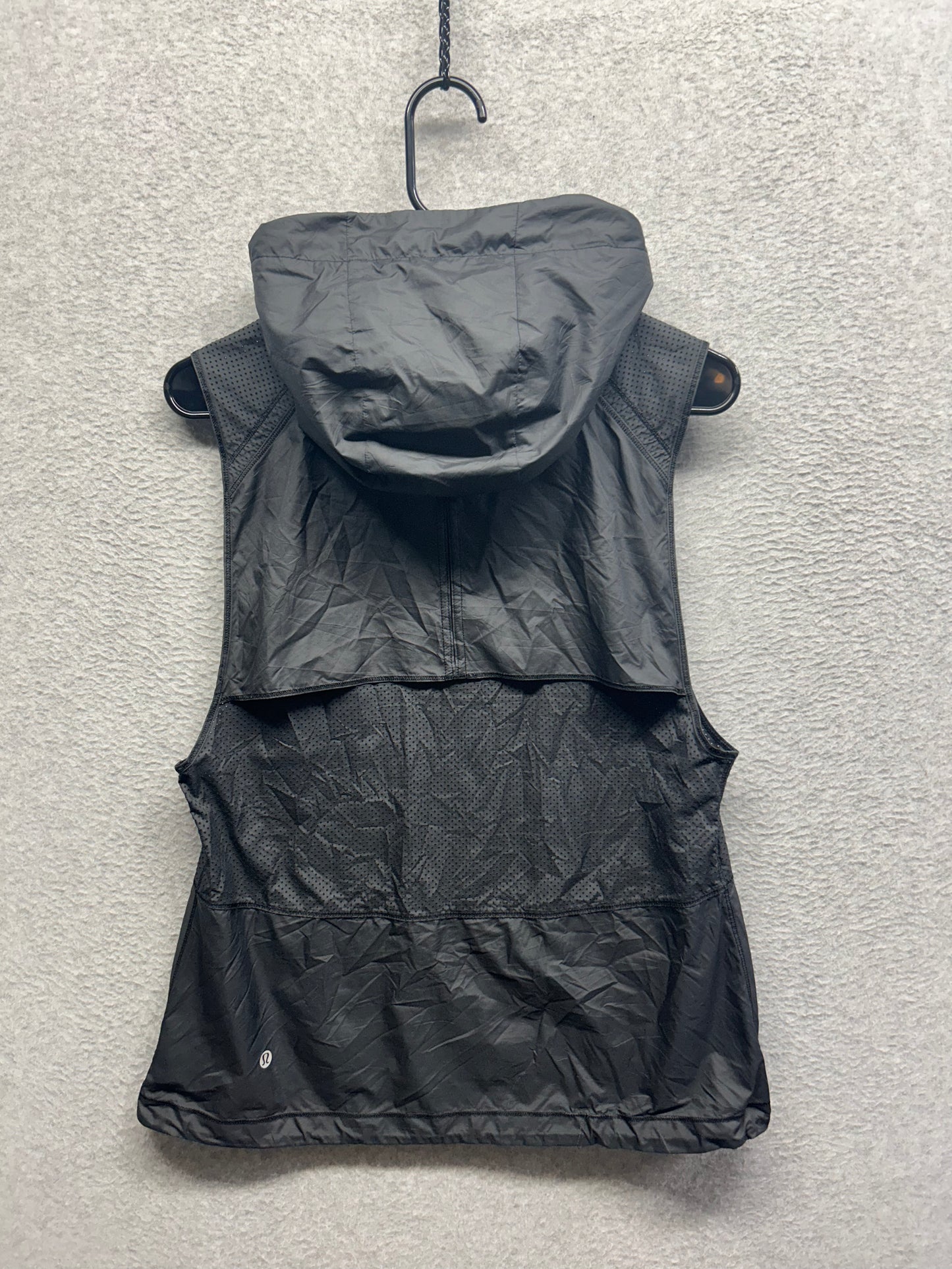 Lululemon Pack-It Vest Size 8 Black