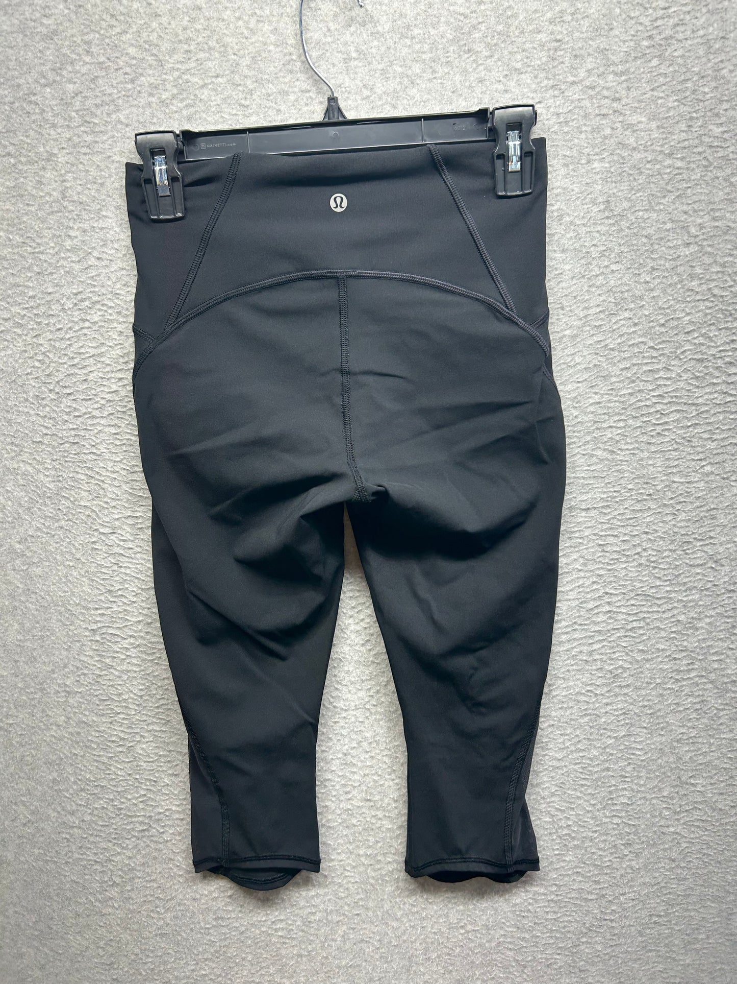 Lululemon Train Times Crop 17" Size 6 Black