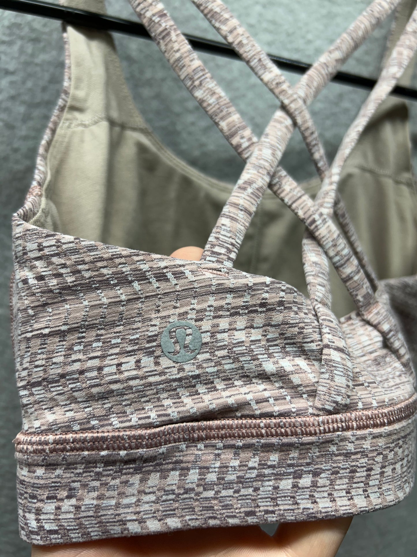Lululemon Energy Bra Size 4 Arrow Jacquard Antique Bark Copper Coil