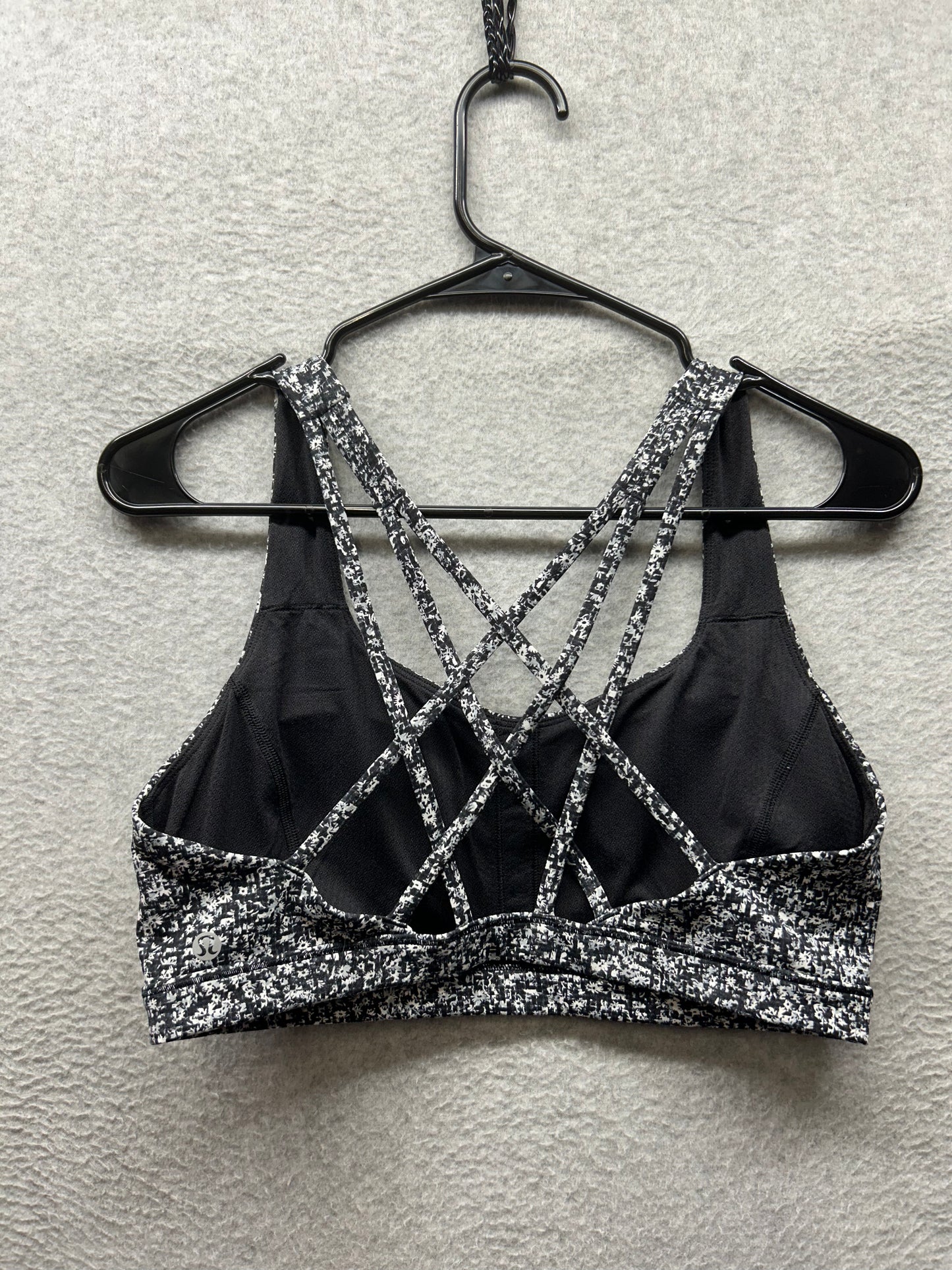 Lululemon Free To Be Serene Bra Size 10 Daisy Dust Alpine White Black
