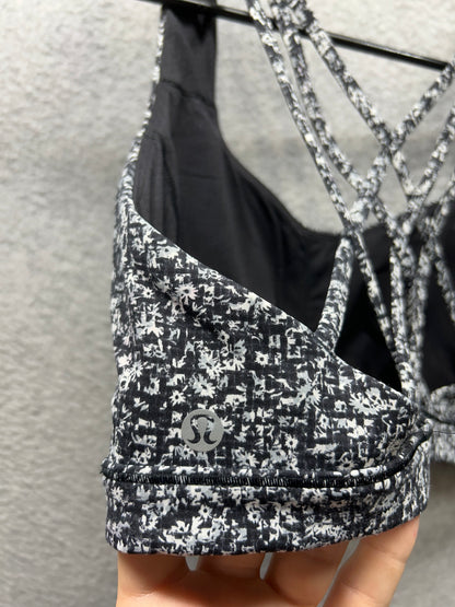 Lululemon Free To Be Serene Bra Size 10 Daisy Dust Alpine White Black