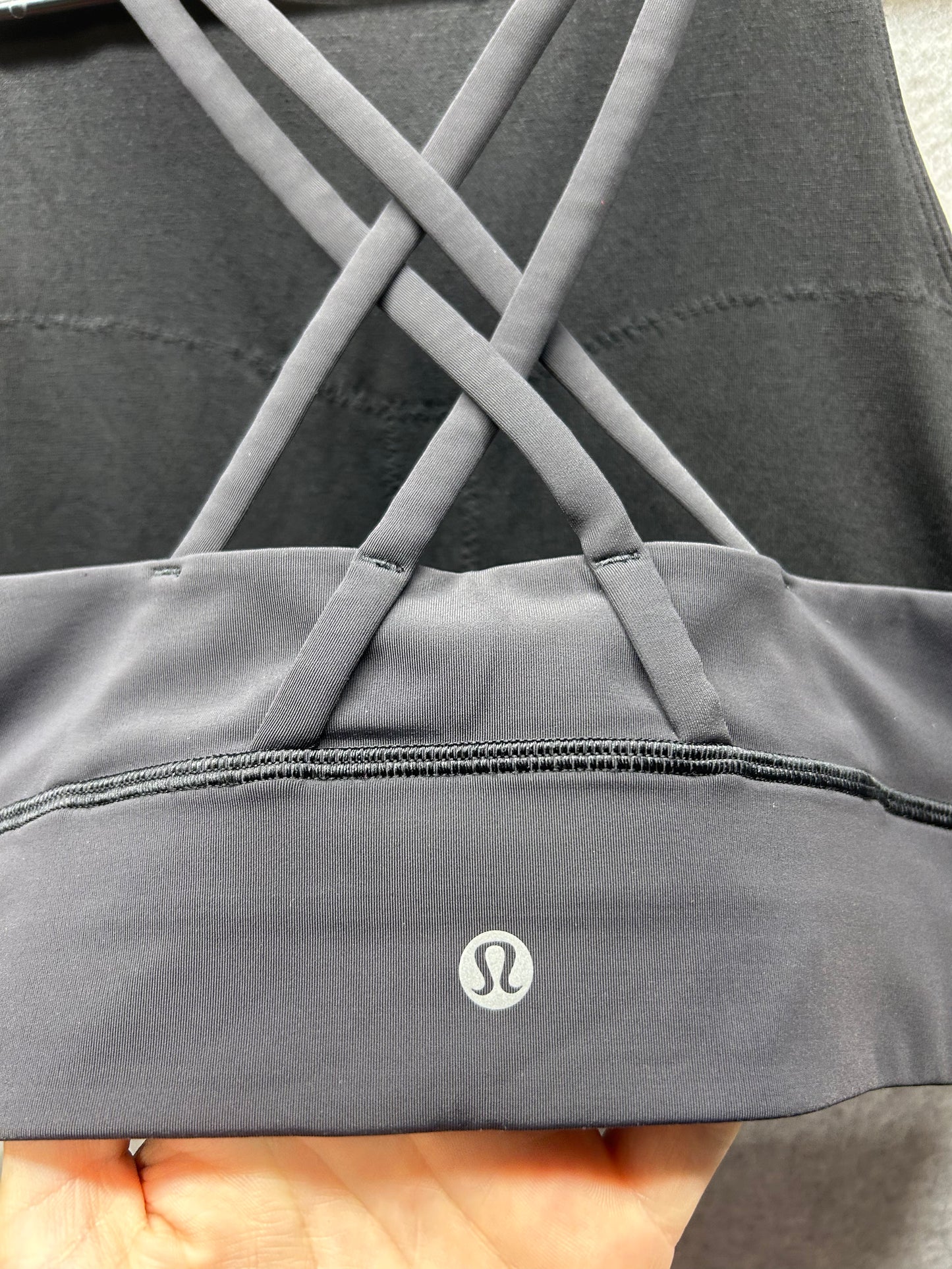 Lululemon Energy Bra High Neck Long Line Size 12 Black