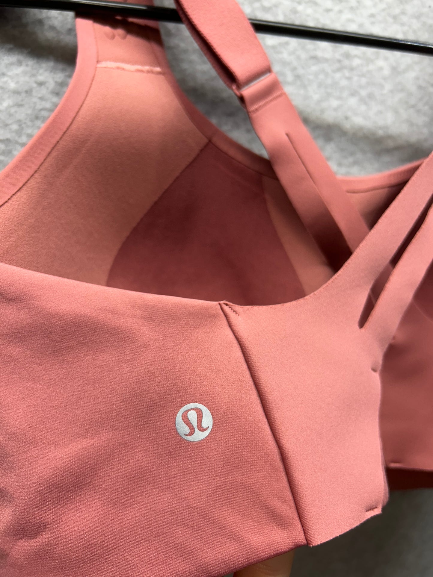Lululemon AirSupport Bra Size 38DD Brier Rose / Pink Puff