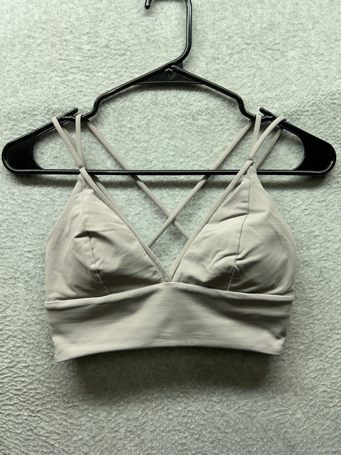 Lululemon Pushing Limits Bra Size 6 Dark Chrome