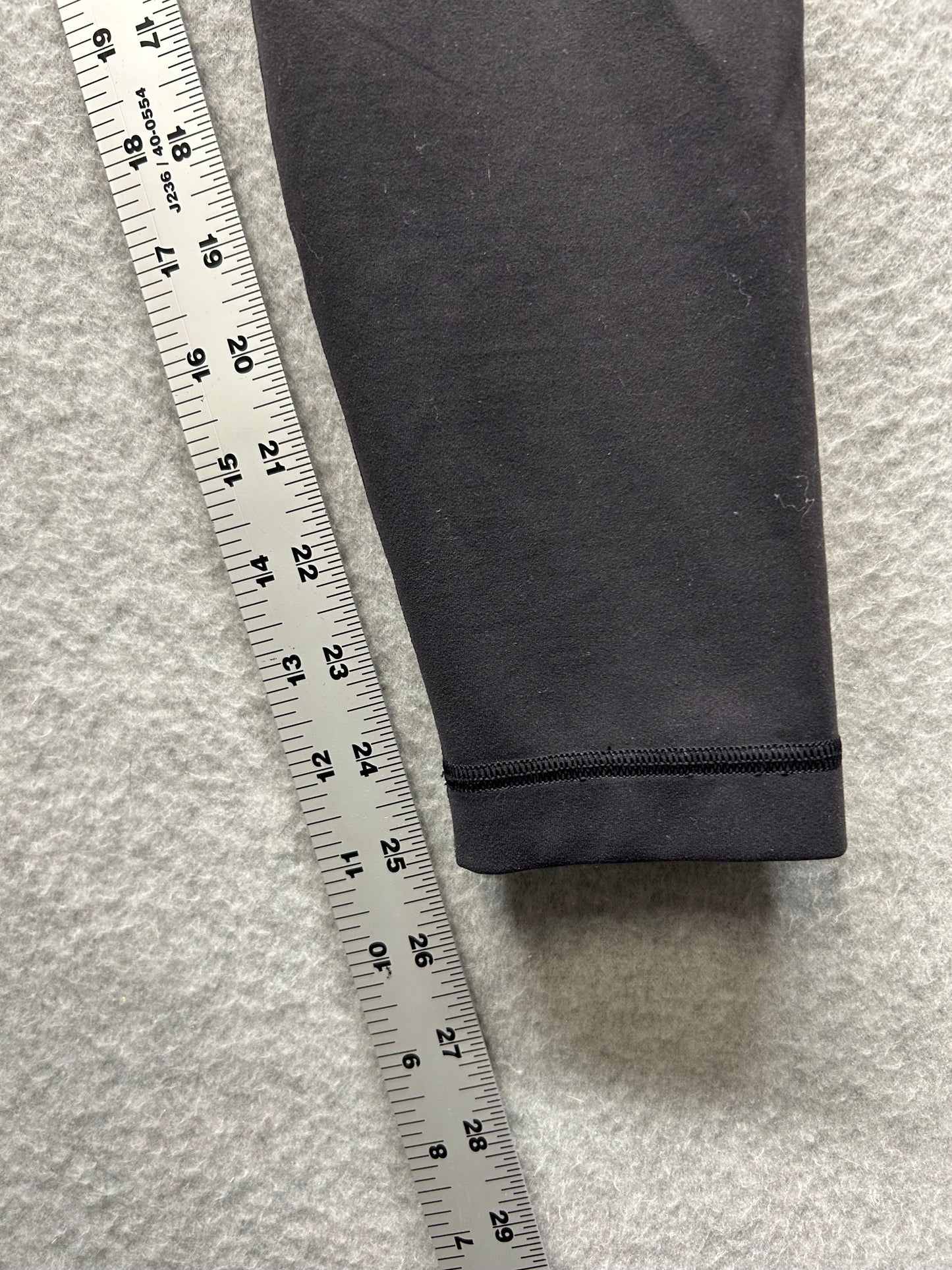Lululemon Wunder Train High-Rise Tight 25" Size 4 Black