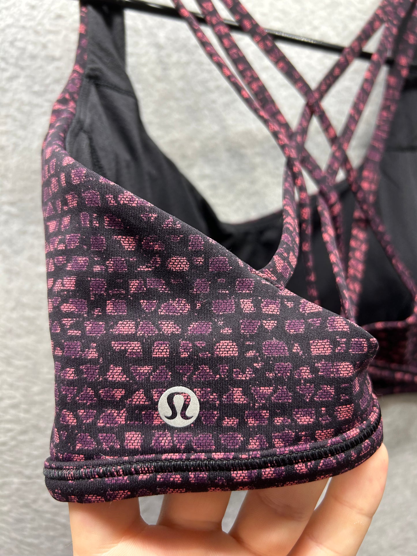 Lululemon Free To Be Tranquil Bra Size 12 Shatter Weave Dust Coral Plum