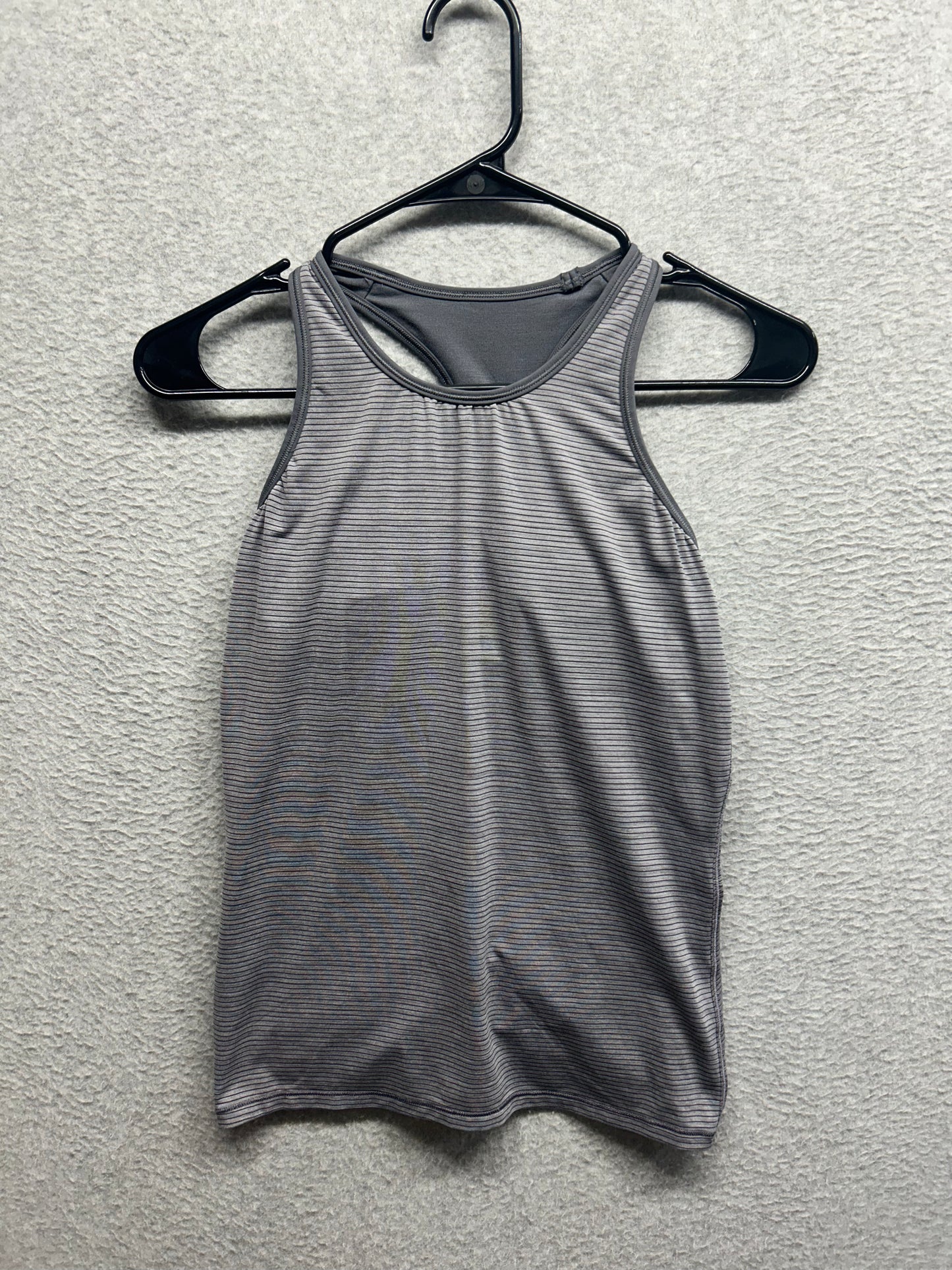 Lululemon Wild Wish Tank Size 2 Heathered Solar Grey