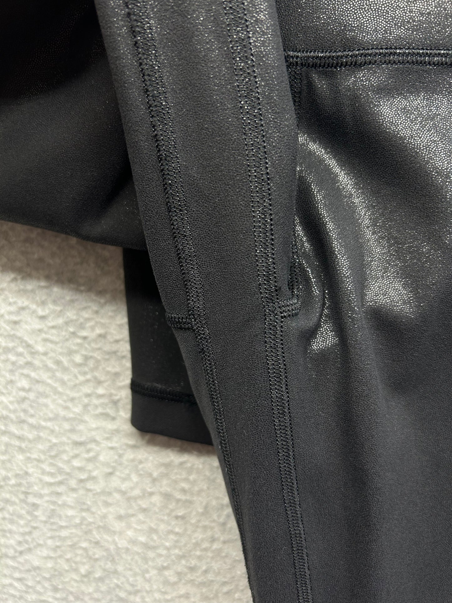 Lululemon Align High-Rise Pant 25" Shine Size 6 (Square) Radiate Foil Print Black