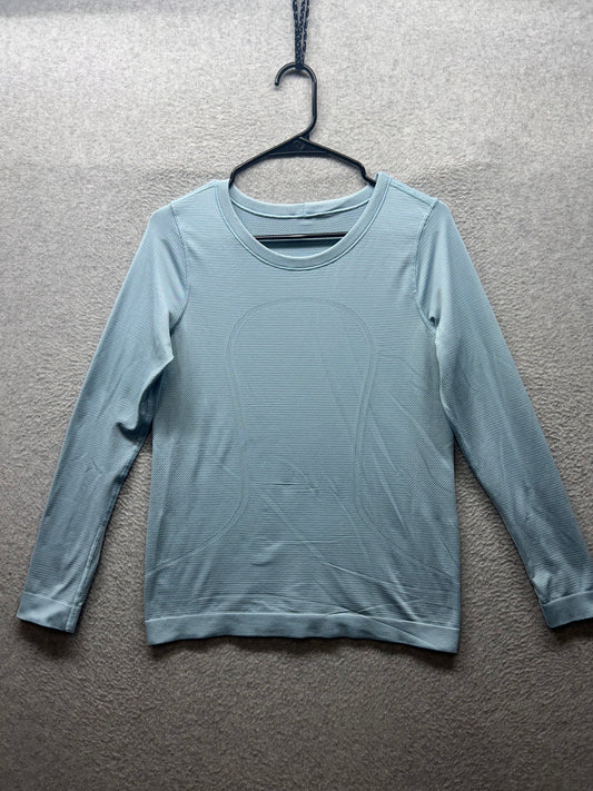 Lululemon Swiftly Tech Long Sleeve 2.0 Size 6 Chambray