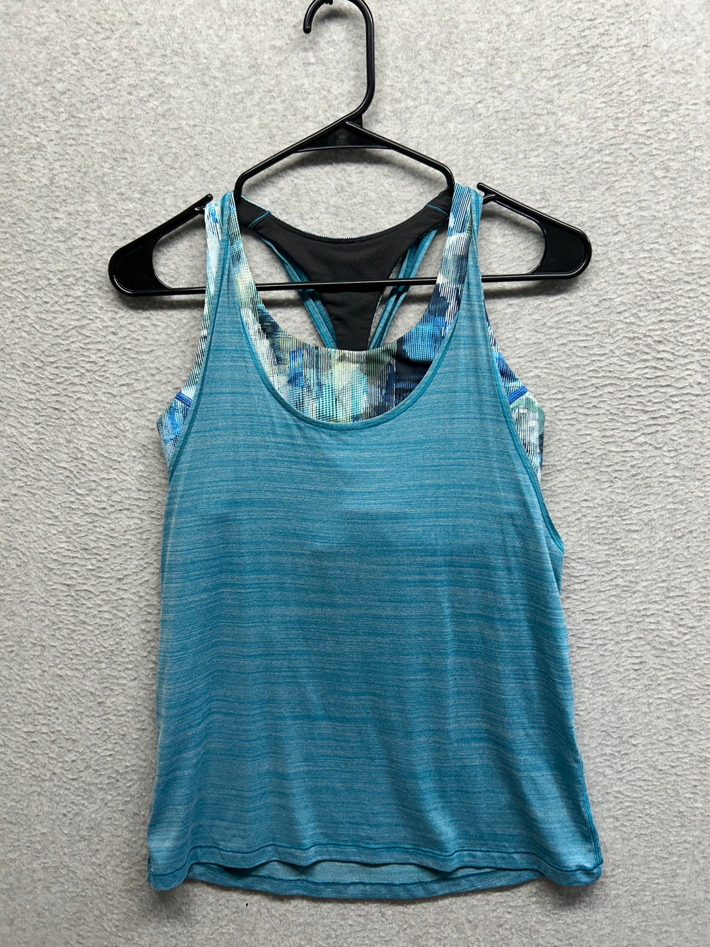 Lululemon Twist & Toil Tank Size 8 Heathered Teal Blue
