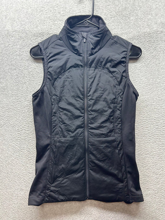 Lululemon Run For Cold Vest Size 6 Black
