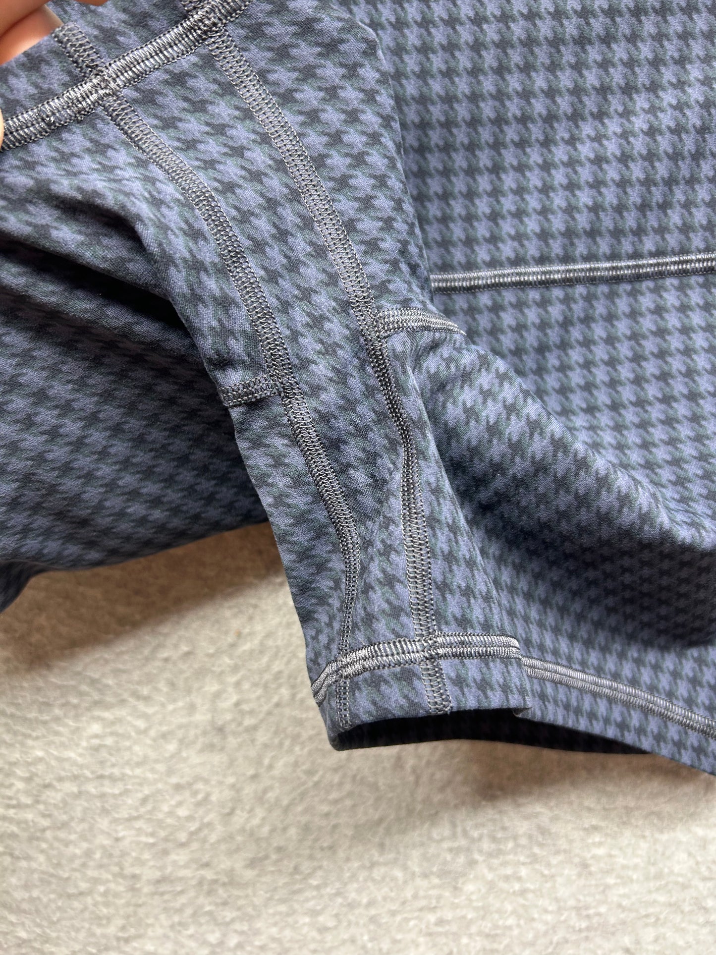 Lululemon Align High-Rise Short 4" Size 8 Micro Houndstooth Blue Multi