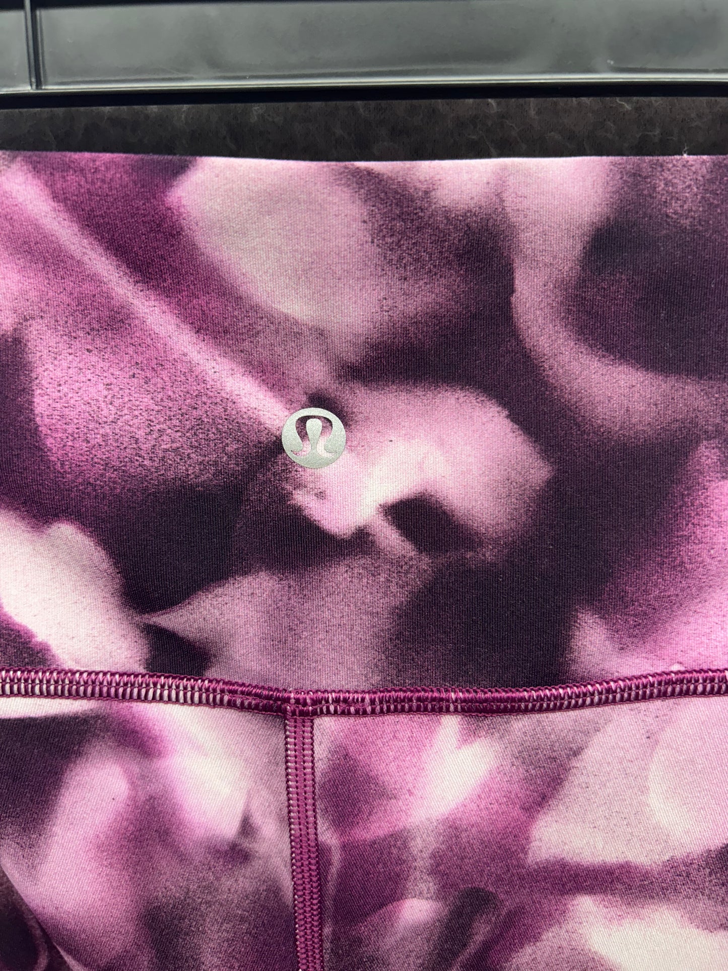 Lululemon Wunder Under Hi-Rise Tight Luxtreme 28" Size 6 Blush Blossom Alpine White Candy Pink